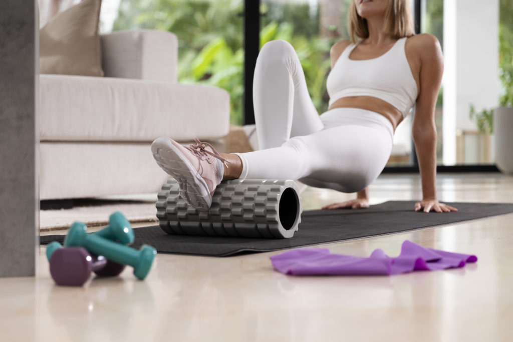 Imagen sobre para qué sirve el foam roller aplicada a la mejora de la salud postural
